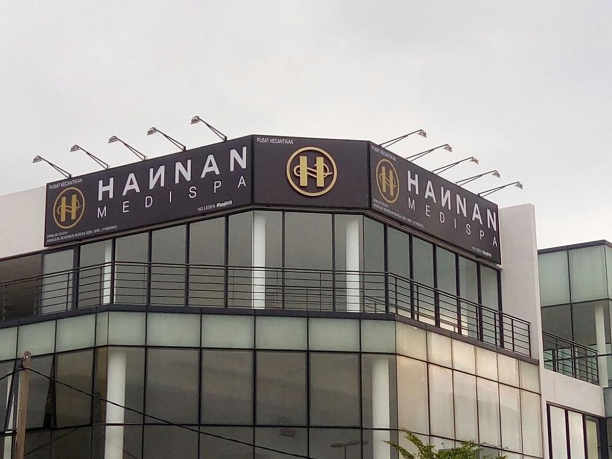 Hotel Zamburger Kota Warisan 雪邦 外观 照片